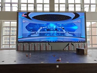 全彩 - 汊河管委会报告厅室内P2.5全彩